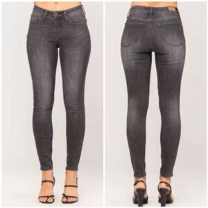 Judy Blue 5 (27) Women's Charcoal Gray Skinny Jeans Stretch JB8858
